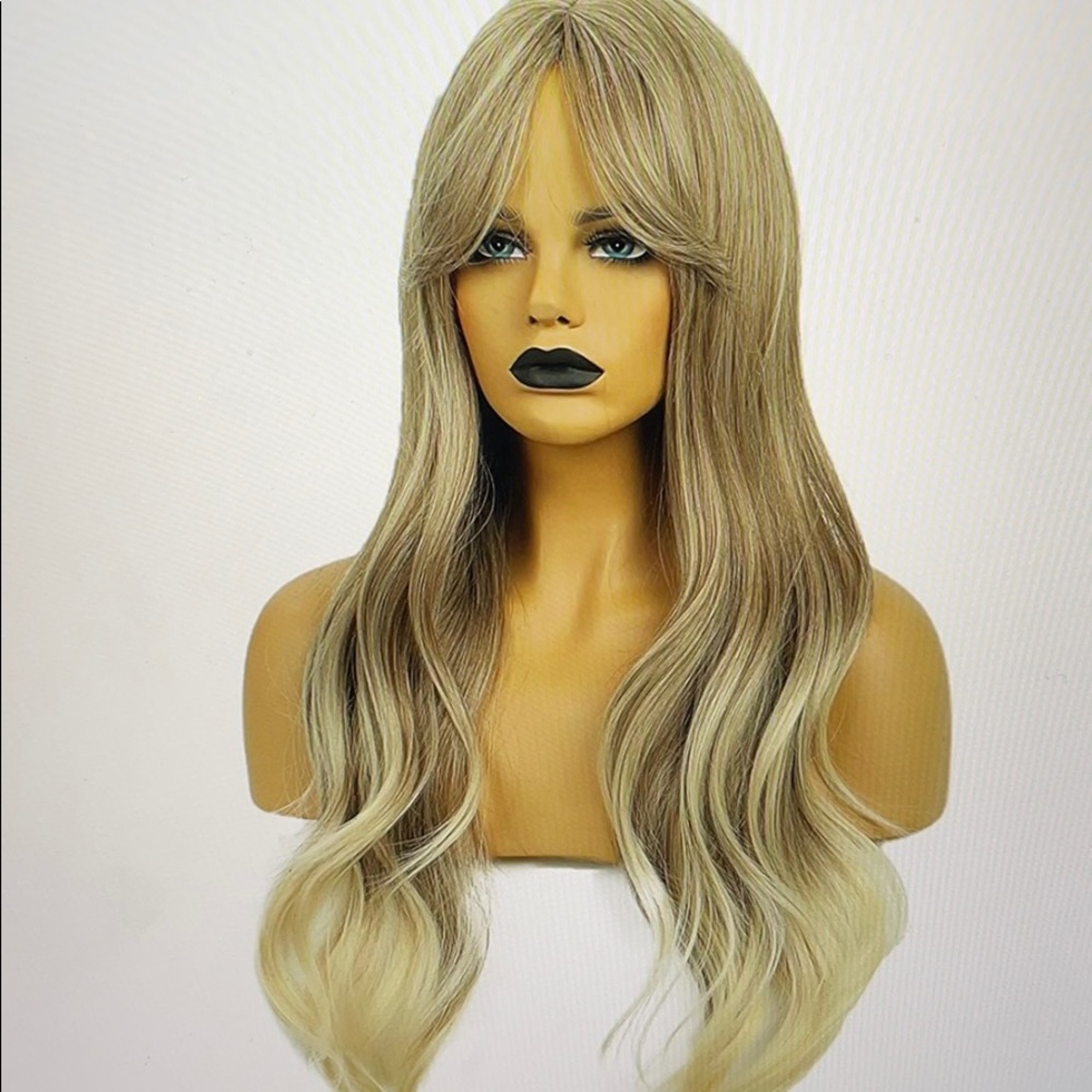 Ash blonde to platinum blonde wig